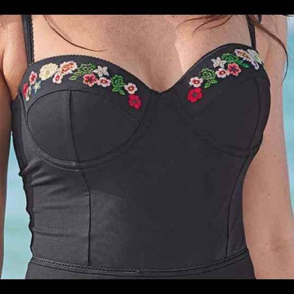 Johnny Was Black Floral Embroidered One Piece NEW WITH TAGS! - Picture 1 of 5